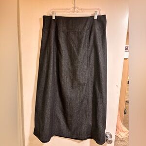 🛑SOLD🛑Elegant Black Denim Skirt